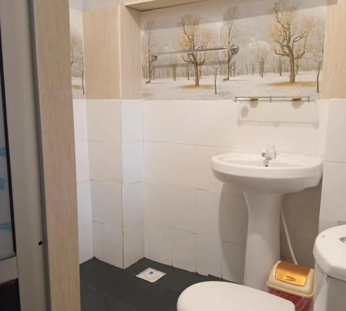 Yak City Apartments キャンディー 0*,